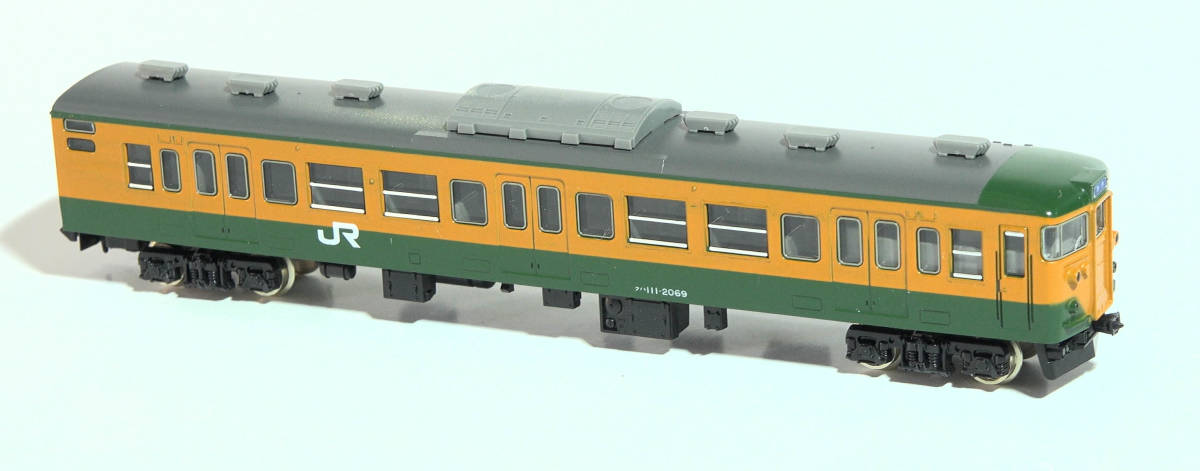 【F32246】TOMIX「No.2381　クハ111‐2000番台　湘南色」ケースなし　113系近郊形電車　中古Nゲージ　ジャンク_画像1