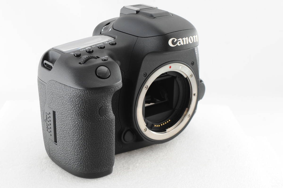 ☆極上美品☆ CANON キヤノン EOS 7D Mark Ⅱ 2型 ボディ バッテリー