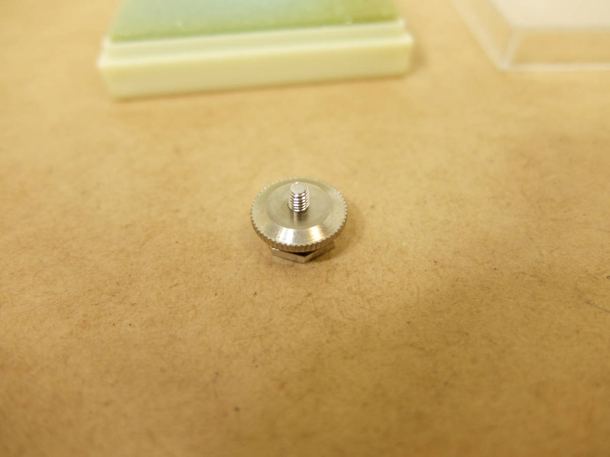超人気新品 SSS社章バッジ 積水化学工業 積水ハウス シルバー その他
