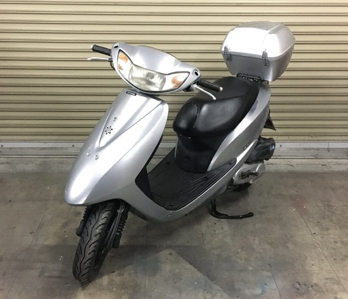 日本に ホンダ DIO AF68 インジェクション車 前後タイヤ新品! 50cc