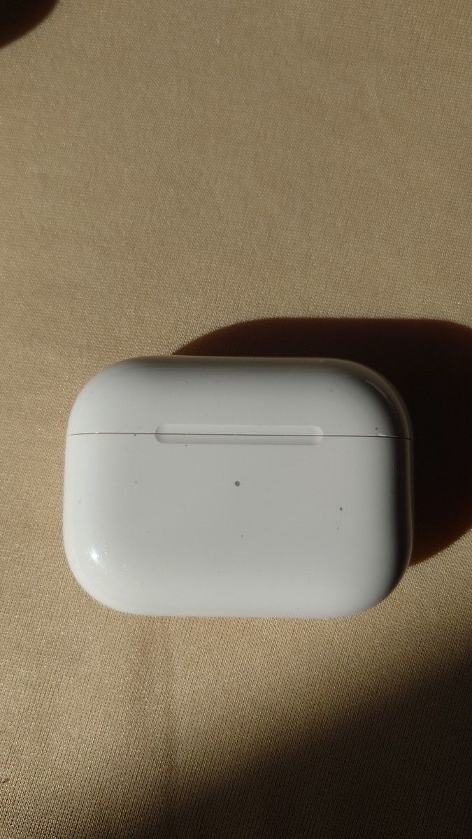 Apple ワイヤレス充電ケース Wireless Charging Case for AirPods  アップルエアーポッズ