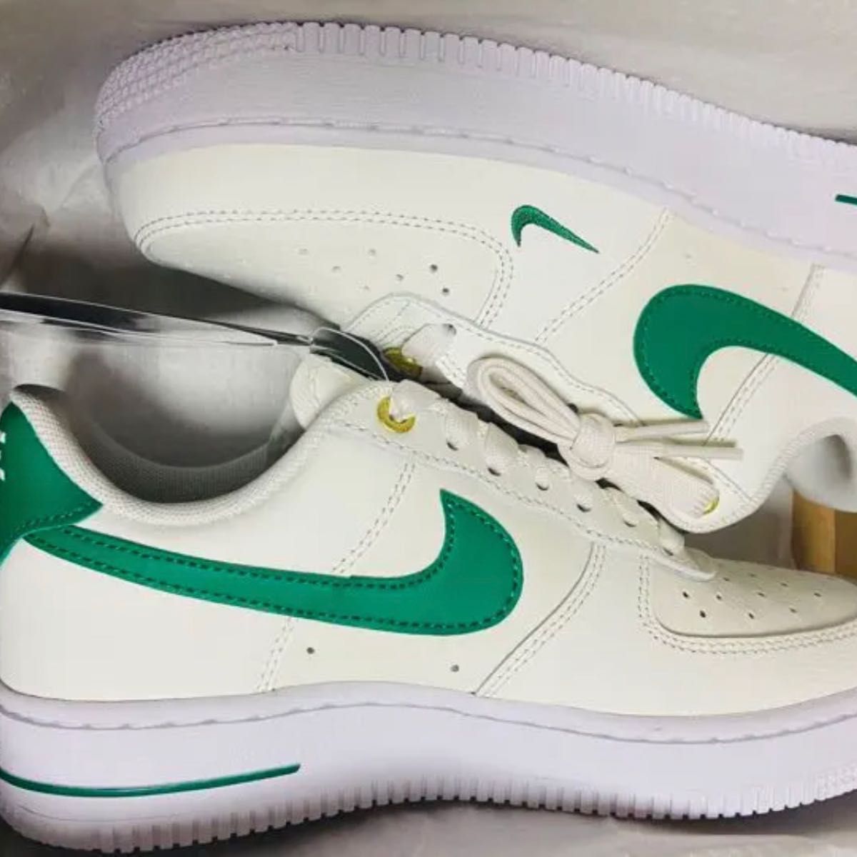 24cm NIKE W AIR FORCE 1 '07 LV8 ナイキ ウィメンズ エアフォース1 グリーン ベージュ