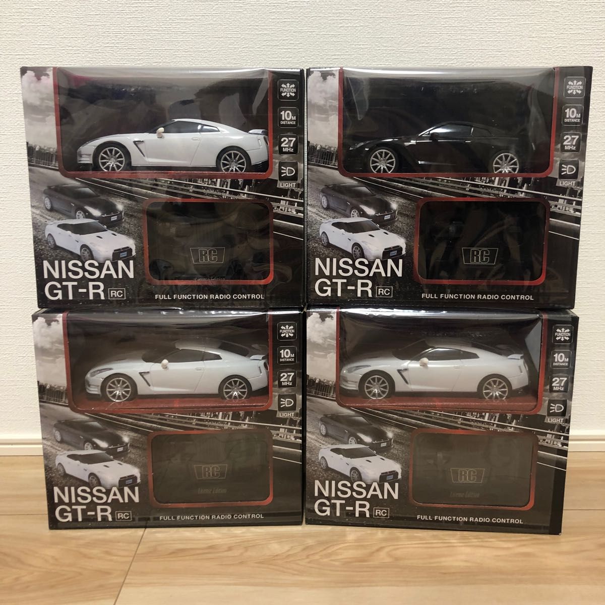 新品・未開封！　日産 スカイライン GT-R  ラジコン 全2色　4個セット