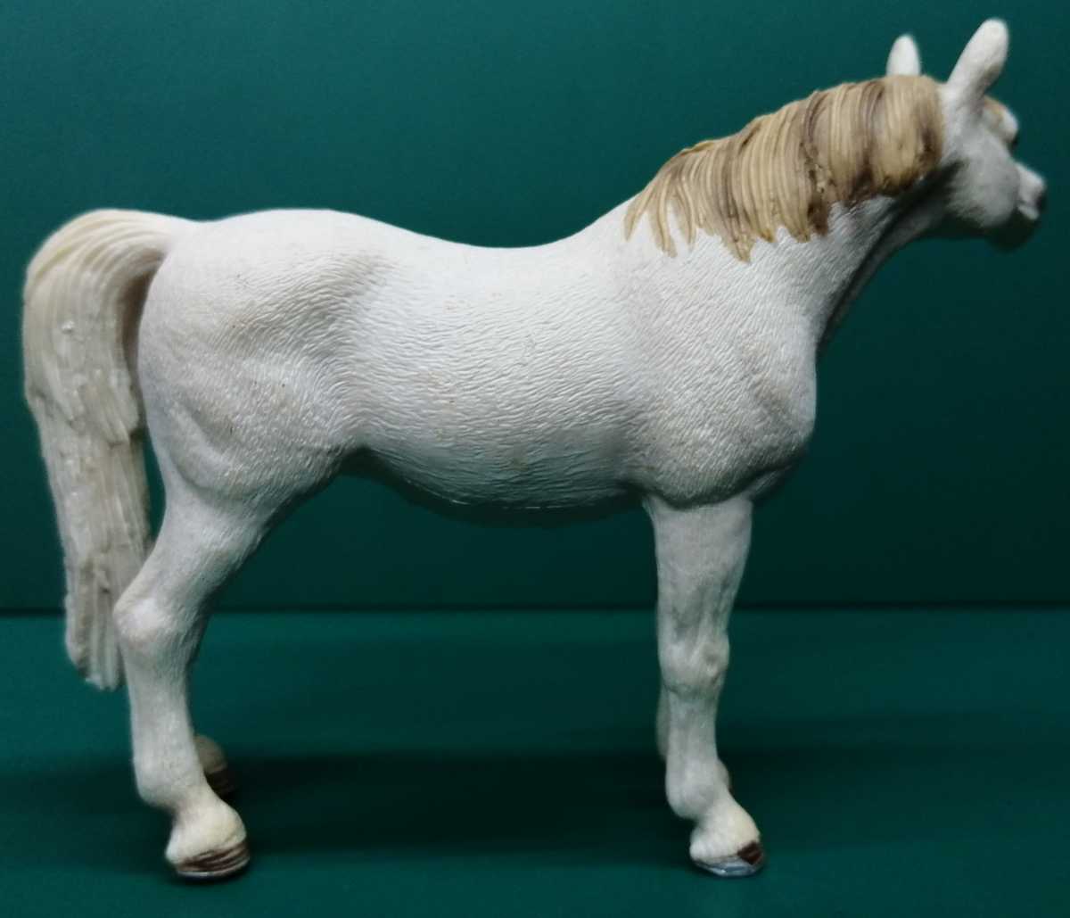 Schleich лошадь белый shulaihi фигурка 