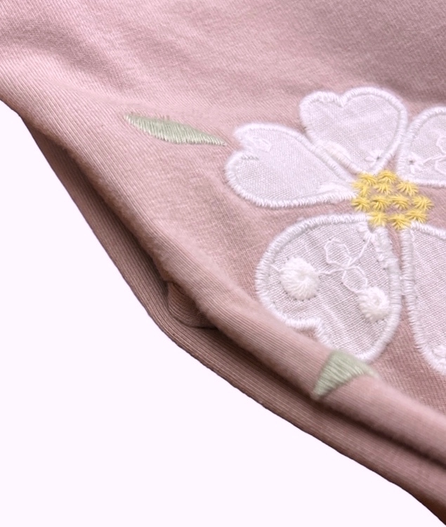 即決　新品タグ付 WILL MERY ウイルメリー★花のモチーフ 長袖Tシャツ★ベビー 95cm 2-3才 ￥2200