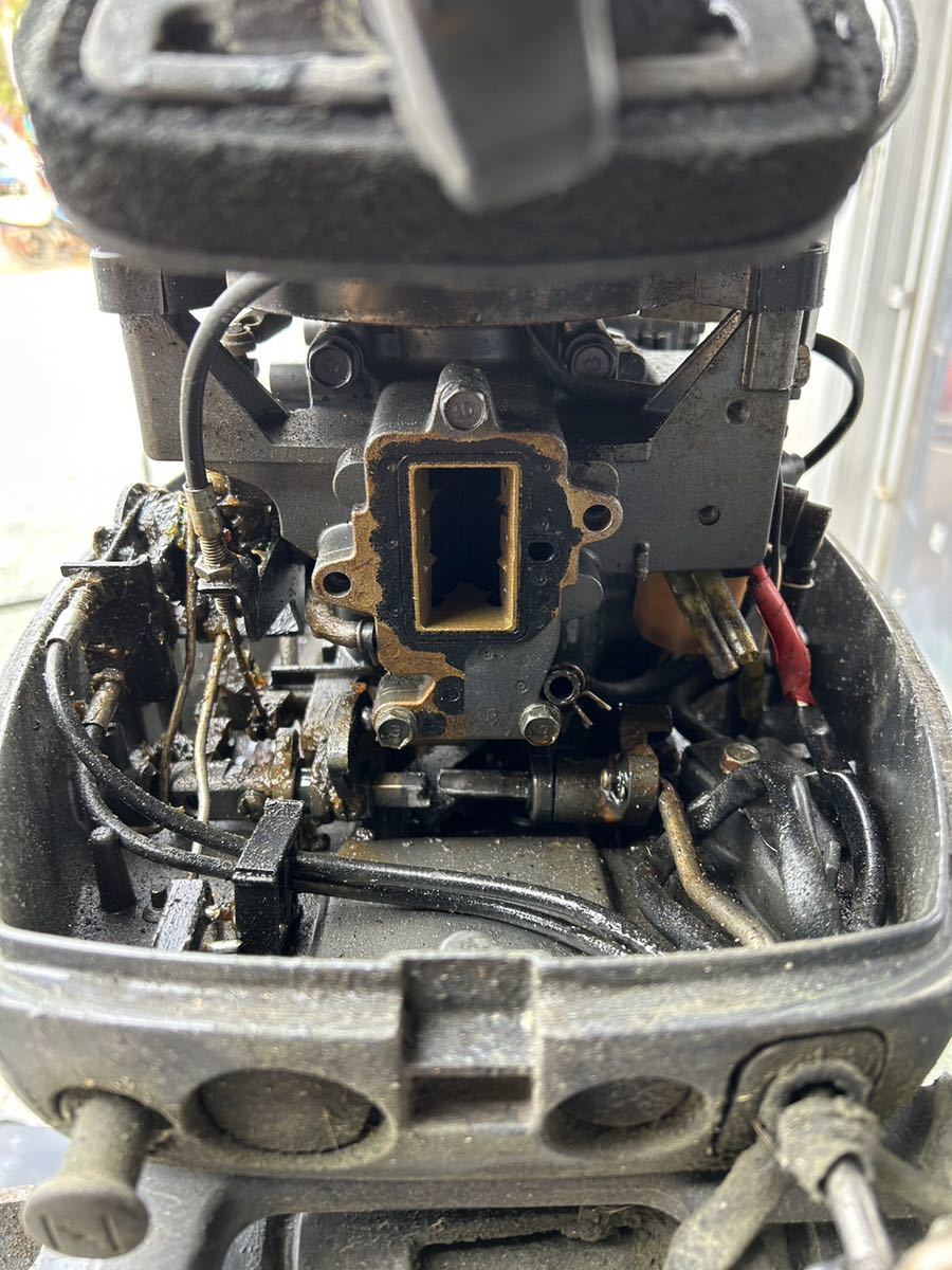 磐田市発 YAMAHA ヤマハ 船外機 9.9馬力 682-CS ジャンク吸い 磐田市発 YAMAHA ヤマハ 船外機 9.9馬力 682-CS ジャンク吸い