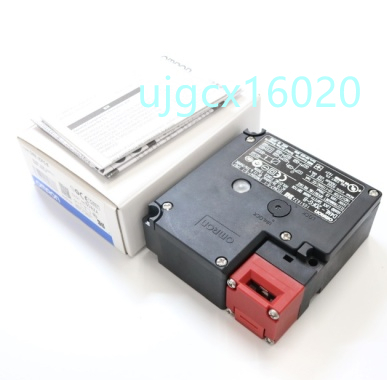新品 OMRON D4NL-1EFG-BS 小形電磁ロック セーフティドアスイッチ-