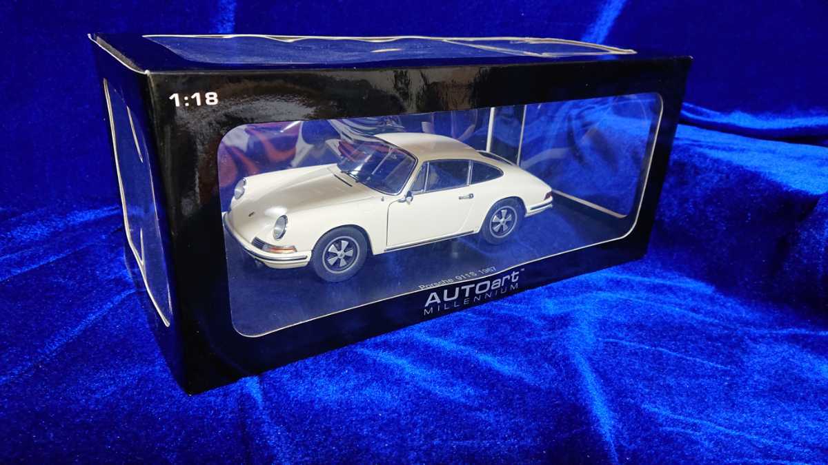 1/18 AUTOART オートアート Porsche 911 S 1967 ポルシェ 911S 77918