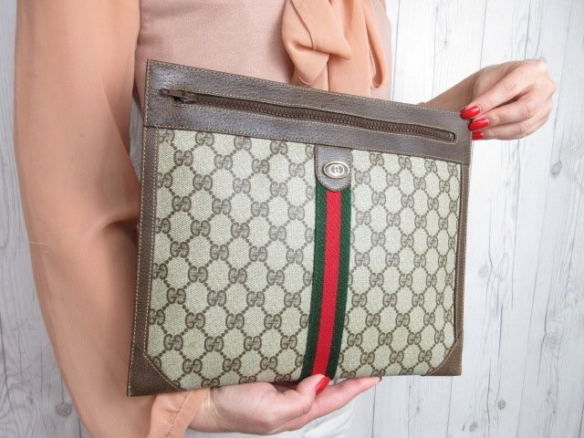 極美品GUCCI グッチGGスプリームシェリーラインクラッチバッグセカンド