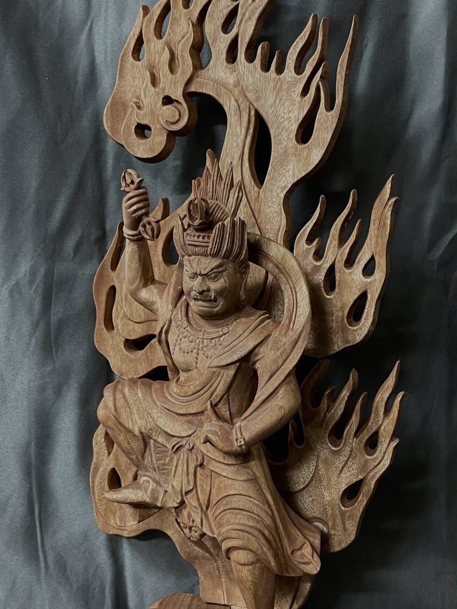 モデル着用＆注目アイテム 仏教工芸品 総楠製 井波彫刻 極上彫 木彫 