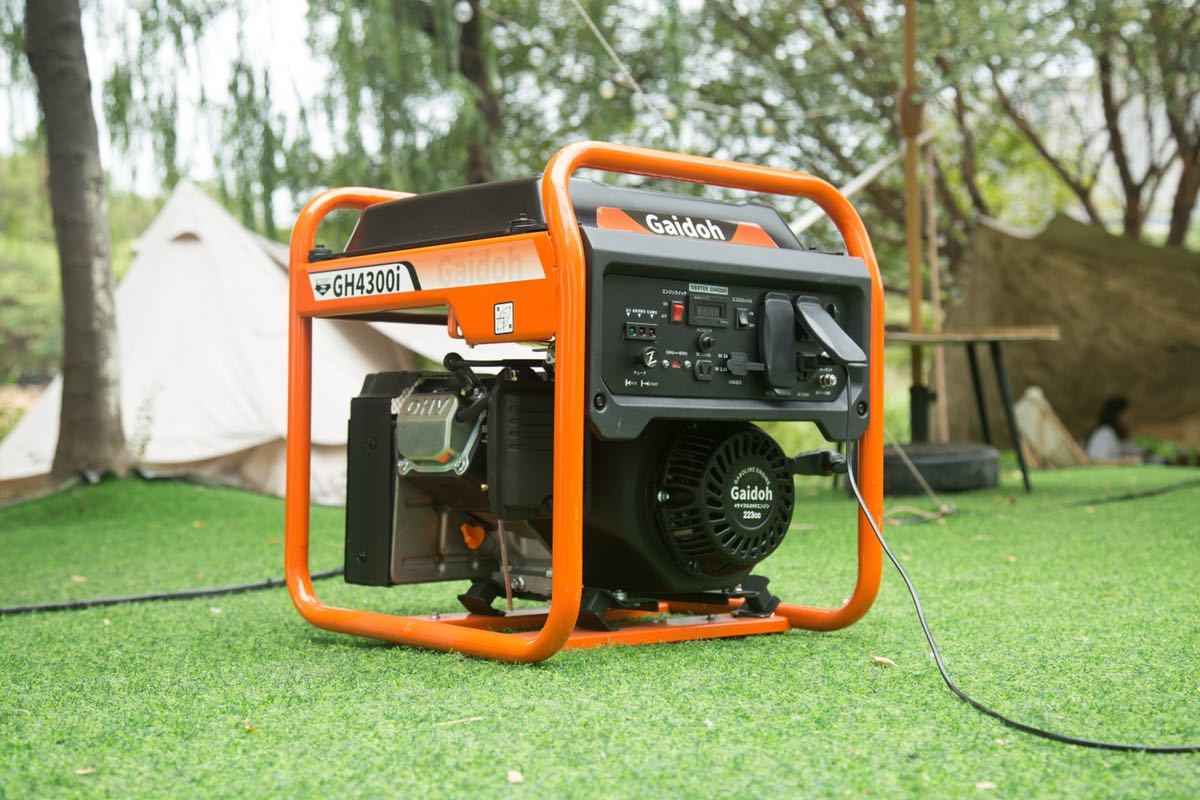 インバーター発電機 定格出力3.8kVA オープン型 ガソリン発電機 10L