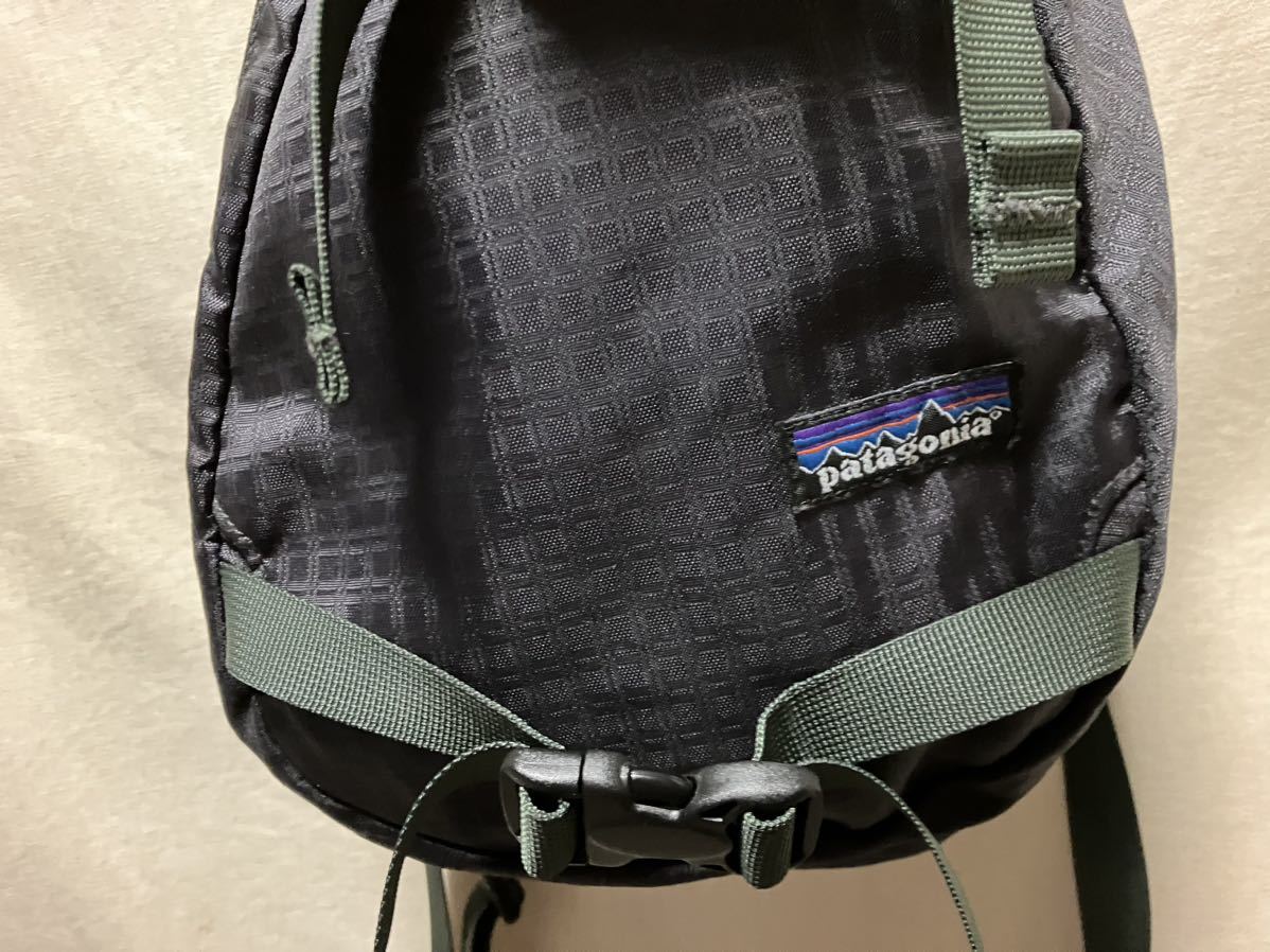 極美品 patagonia 旧アトム 廃番希少品 atom オールドパタゴニア ワンショルダー ボディバッグ ブラック フィッシング surf_画像3