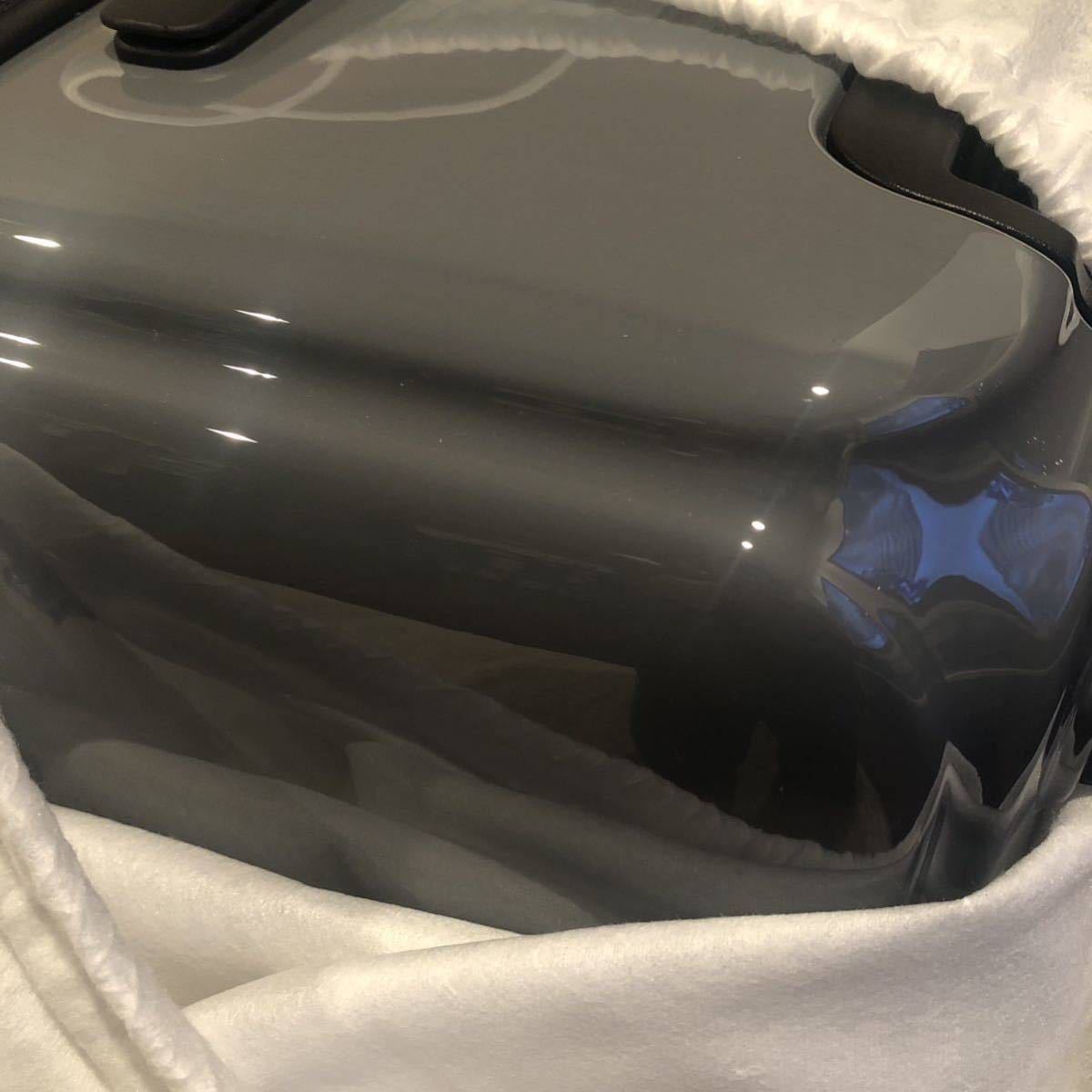 んのポケッ 新品 ゼロハリバートン ポリカーボネート ZH スーツケース