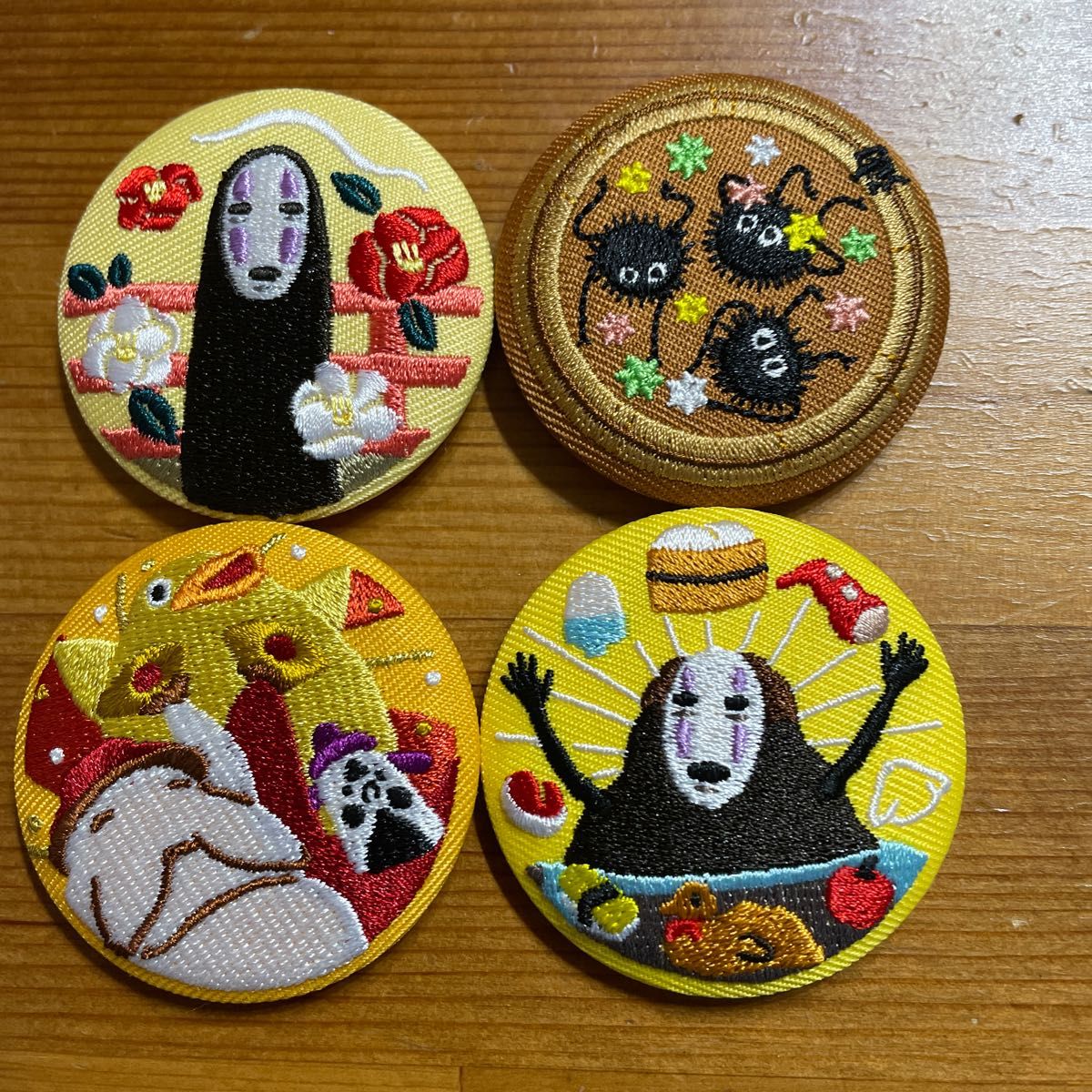 スタジオジブリ ジブリがいっぱい刺繍ブローチコレクション 千と スタジオジブリ ジブリがいっぱい刺繍ブローチコレクション 千と