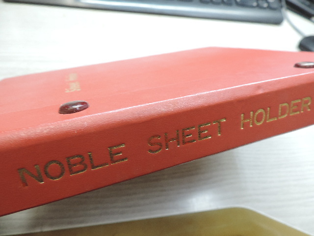 １円スタート　　★Ｓｈｅｅｔ　Ｈｏｌｄｅｒ★　　ＮＯＢＬＥ・Ｎｏ２８　　切手帳 　５０ホルダー　　 約２５㎝×２１㎝　 中古品_画像3