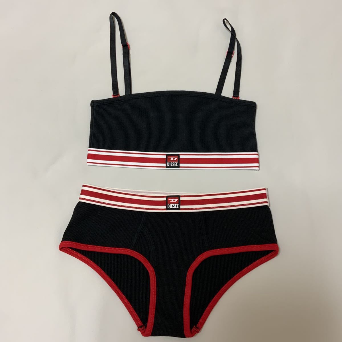  refined design DIESEL ① sports bra ② shorts 2 point set black M A09503 0PCAC A03886 0PCAC new model 