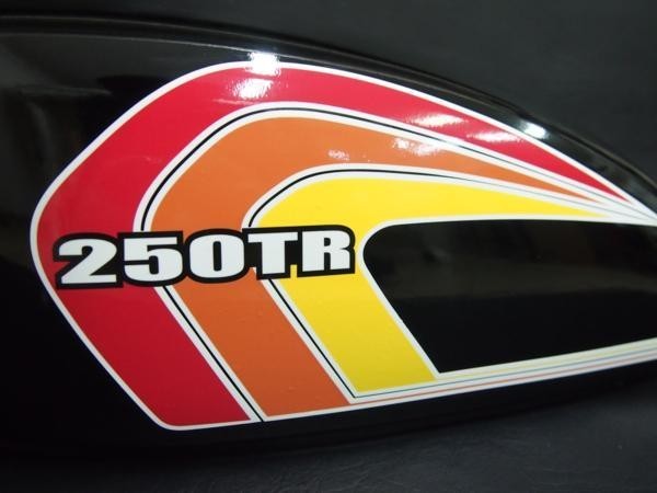 Kawasaki 250TRタンク デカール ステッカー 3色ライン 青系 バイクカスタム カワサキ 簡単_画像5