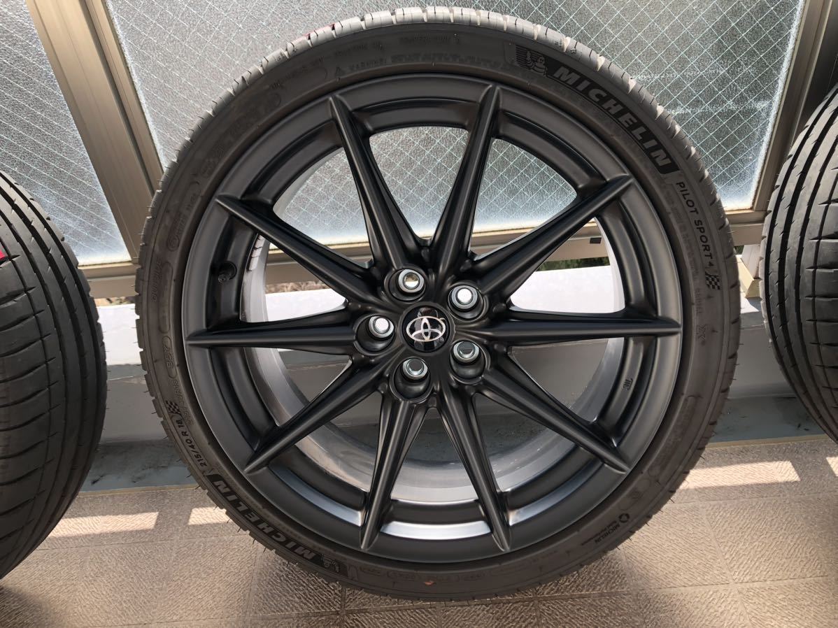 トヨタ GR86 RZ 純正ホイール 一台分 18インチ 新車から走行300km