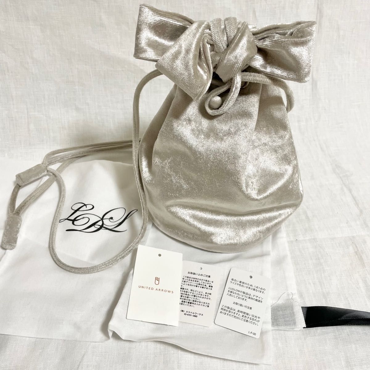 LUDLOW ラドロー ベルベット ベロア リボン 巾着 ショルダー LUDLOW ラドロー ベルベット ベロア リボン 巾着 ショルダー