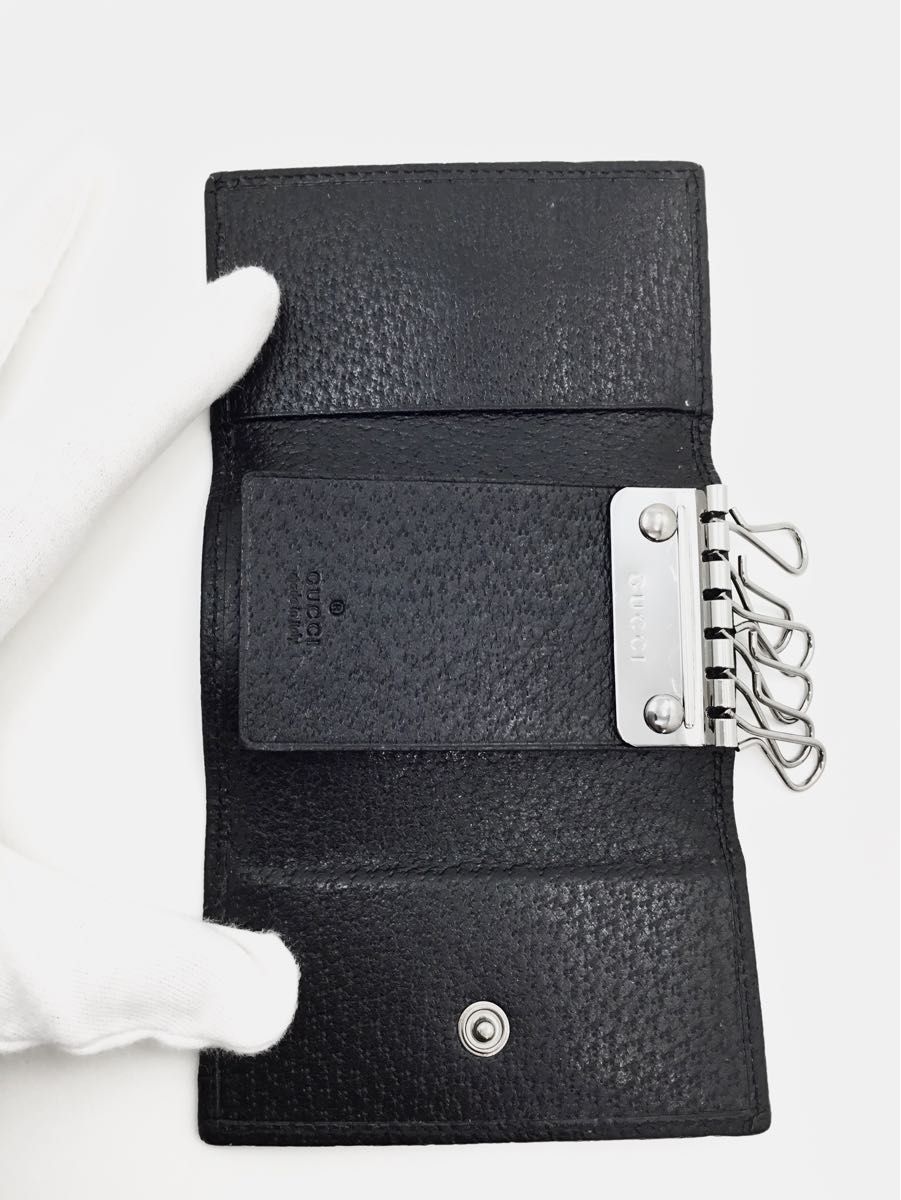 中古美品 グッチ GGキャンバス レザー 6連キーケース 黒 GUCCI 箱付き