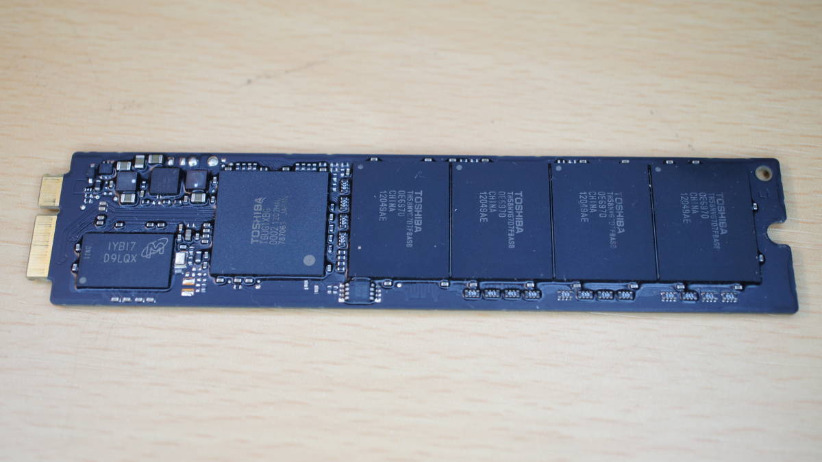 【Apple MacBook Air SSD・64GB・正常】APPLE SSD TS064C TOSHIBA THNSNC064GMDJ_画像2