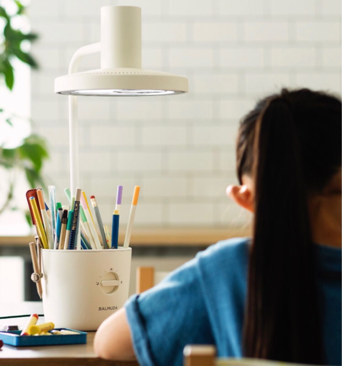 正規品国産 BALMUDA The Light 白色 WqP7m-m46665228659 zonalogistica.com