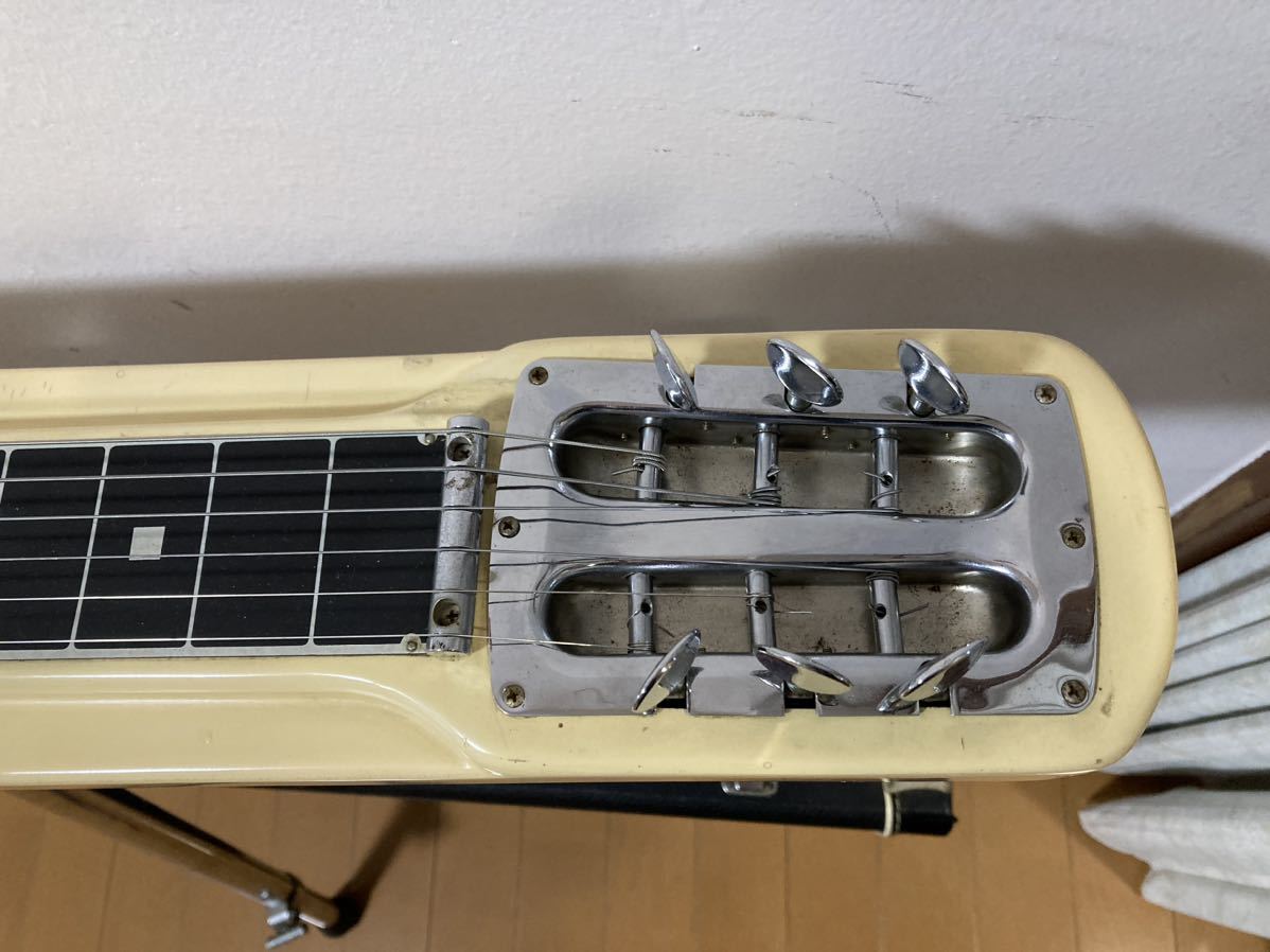 Guyatone グヤ6弦スチールギター HG-306Cスタンド付き Yahoo!オークション - Guyatone グヤ6弦スチールギター HG-306C