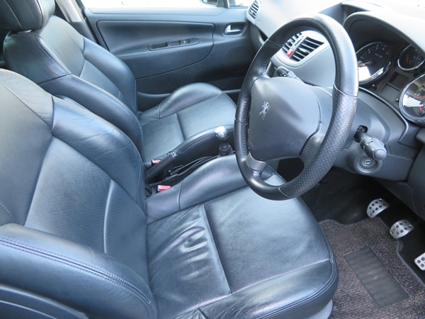 PEUGEOT/ Peugeot 207SW GTi 5 speed MT inside out beautiful car / defect & repair history less / vehicle inspection "shaken" H31 year 5 month [ panoramic roof / black leather /HDD navi &MUSIC/ digital broadcasting Full seg TV]