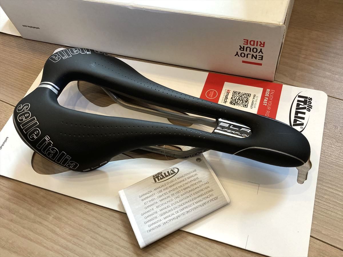 ☆1点のみ新品SELLE ITALIA SLR SUPERFLOW 実測159g チタニウム ☆1点のみ新品SELLE ITALIA SLR SUPERFLOW 実測159g チタニウム