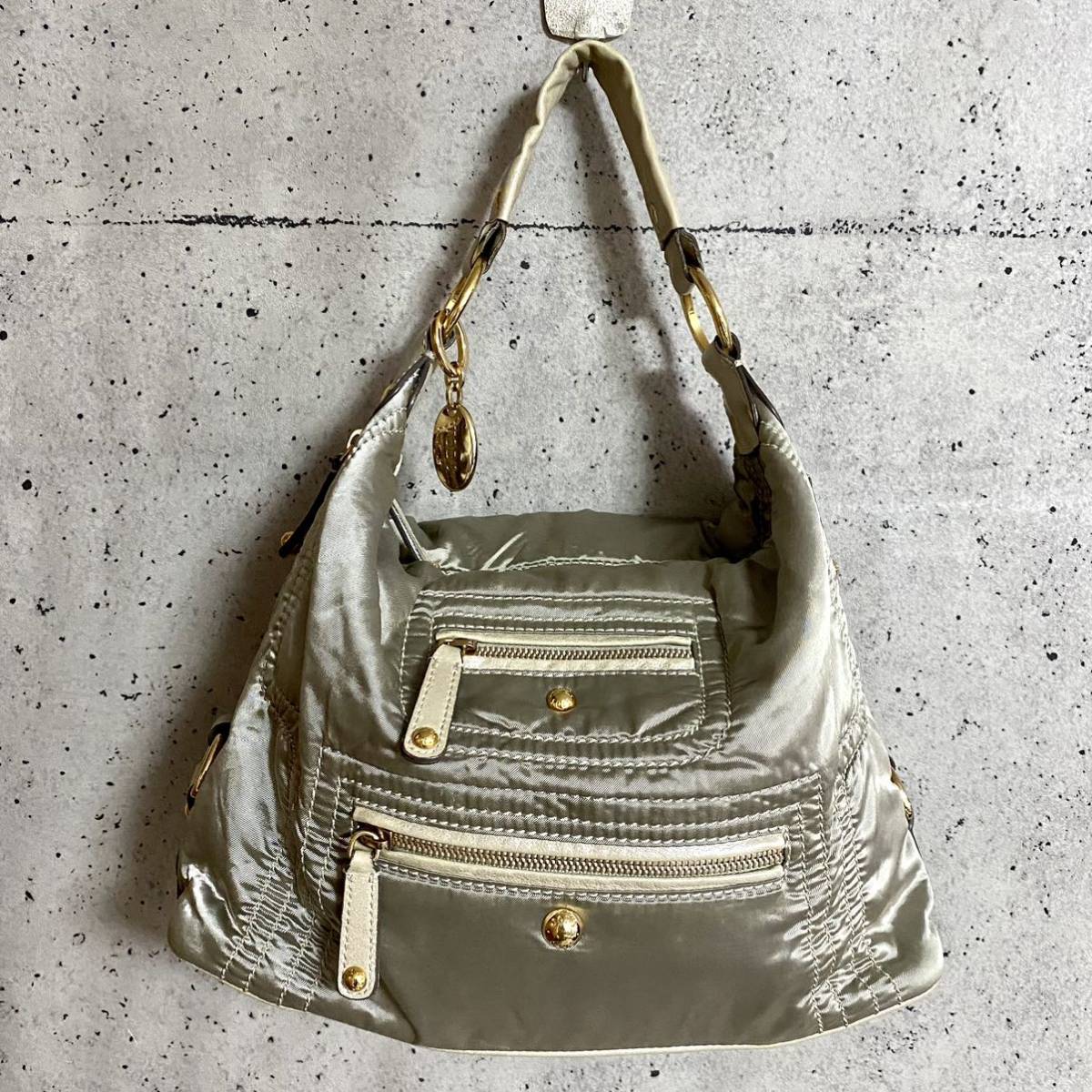 正規品 TOD's トッズ ナイロン キャンバス ハンドバッグ ワンショルダーバッグ シャンパンゴールド レザーバッグ トートバッグ レディース