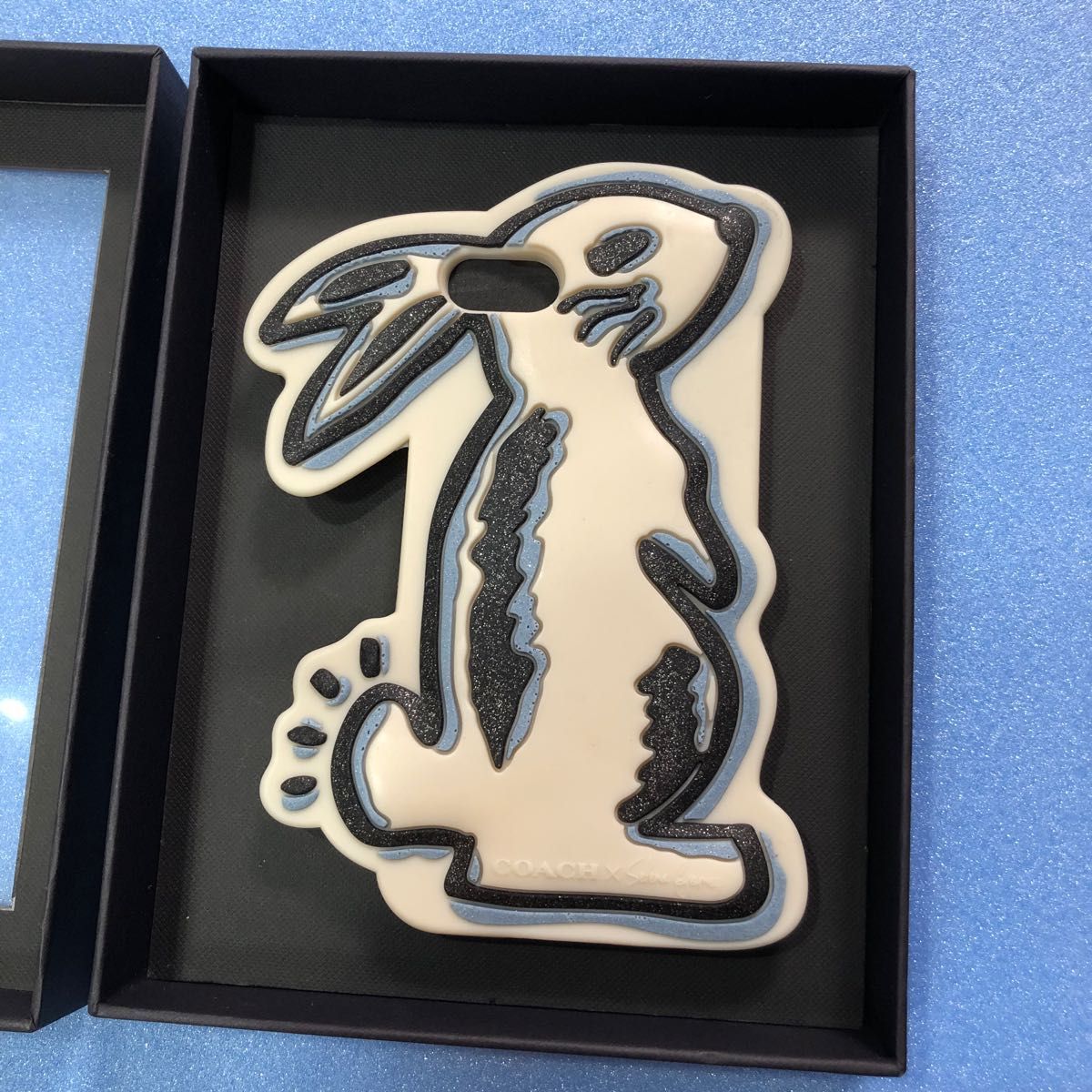 中古です コーチ × セレーナゴメス コラボ iPhone8 スマホケース COACH