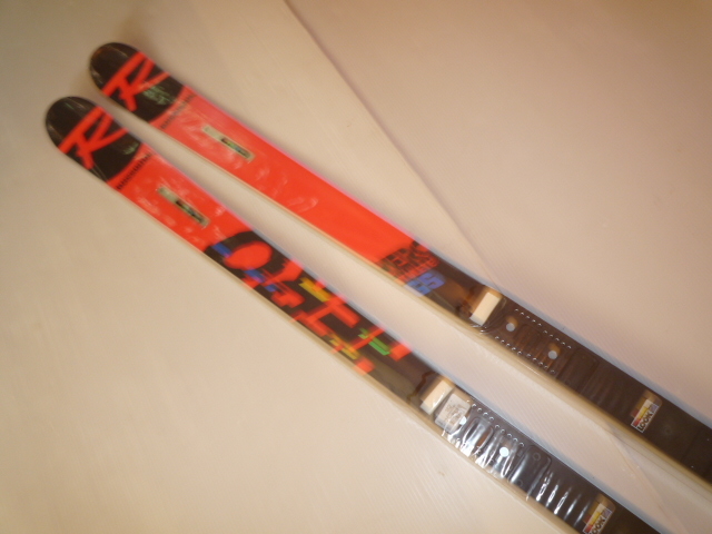 人気の福袋 良質 新品、未使用 21/22 競技用 ロシニョール GS 182 ...