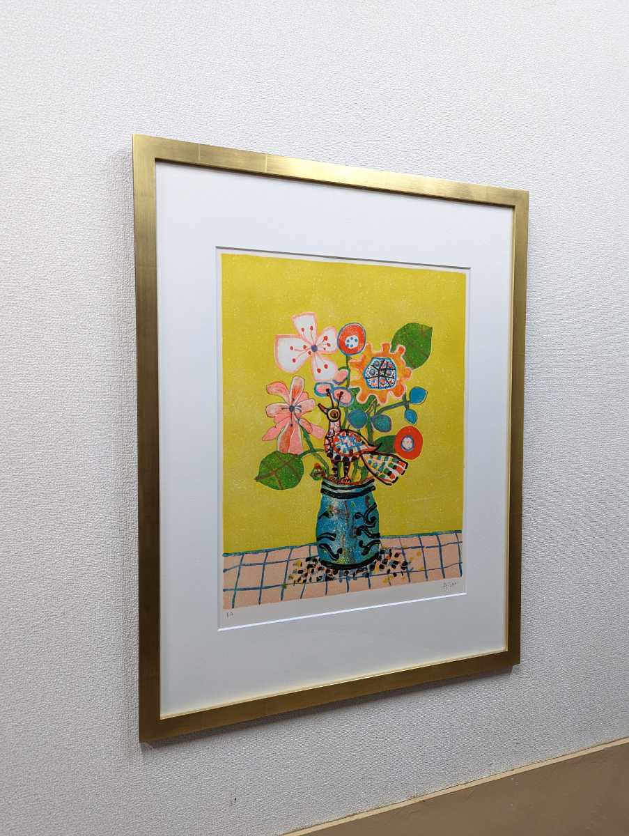 専用】ポール・アイズピリ「黄色い背景の鳥と花」【作家直筆サイン】-