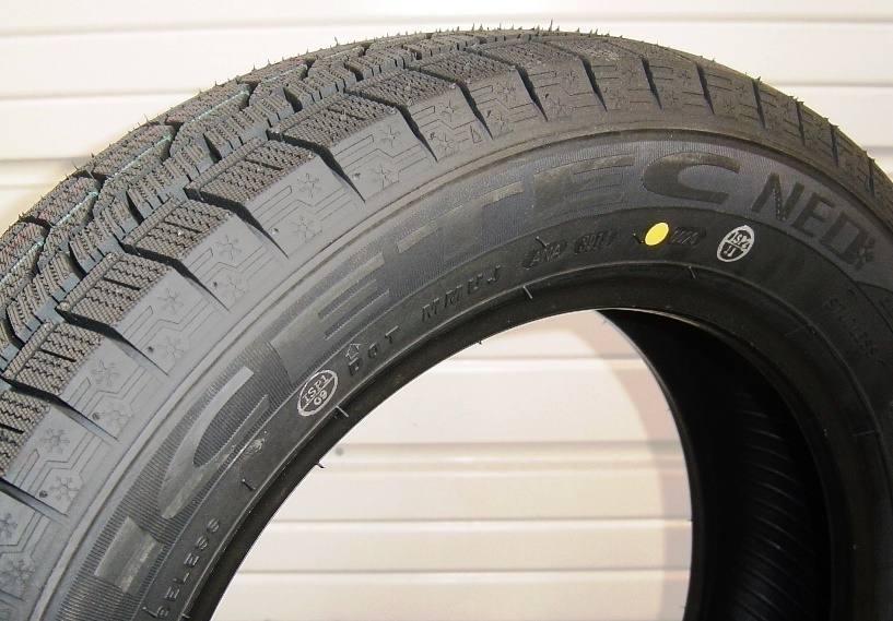 ★ 即納可能! 2023年製 ケンダ スタッドレス ICETEC NEO KR36 225/45R19 92Q 新品1本 ★ 個人宅もOK! ☆彡 「出品=在庫OK!」_画像2