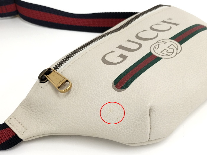 GUCCI スモール ベルトバッグ ウエストバッグ ロゴ プリントレザー