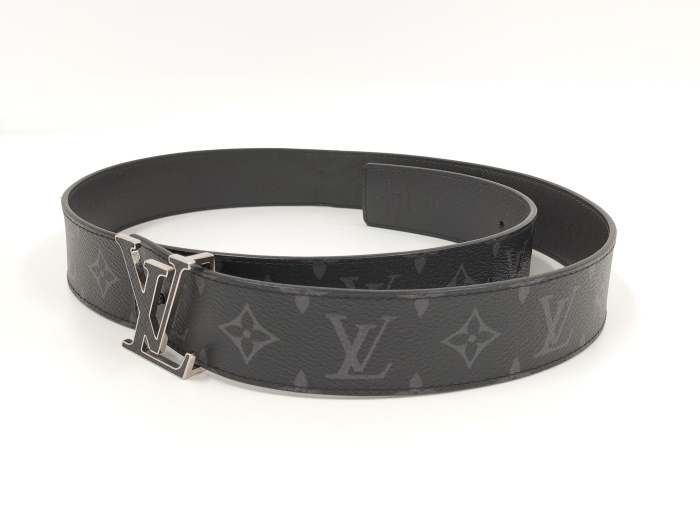 ですのでご 【中古】LOUIS VUITTON ベルト サンチュール LV イニシャル