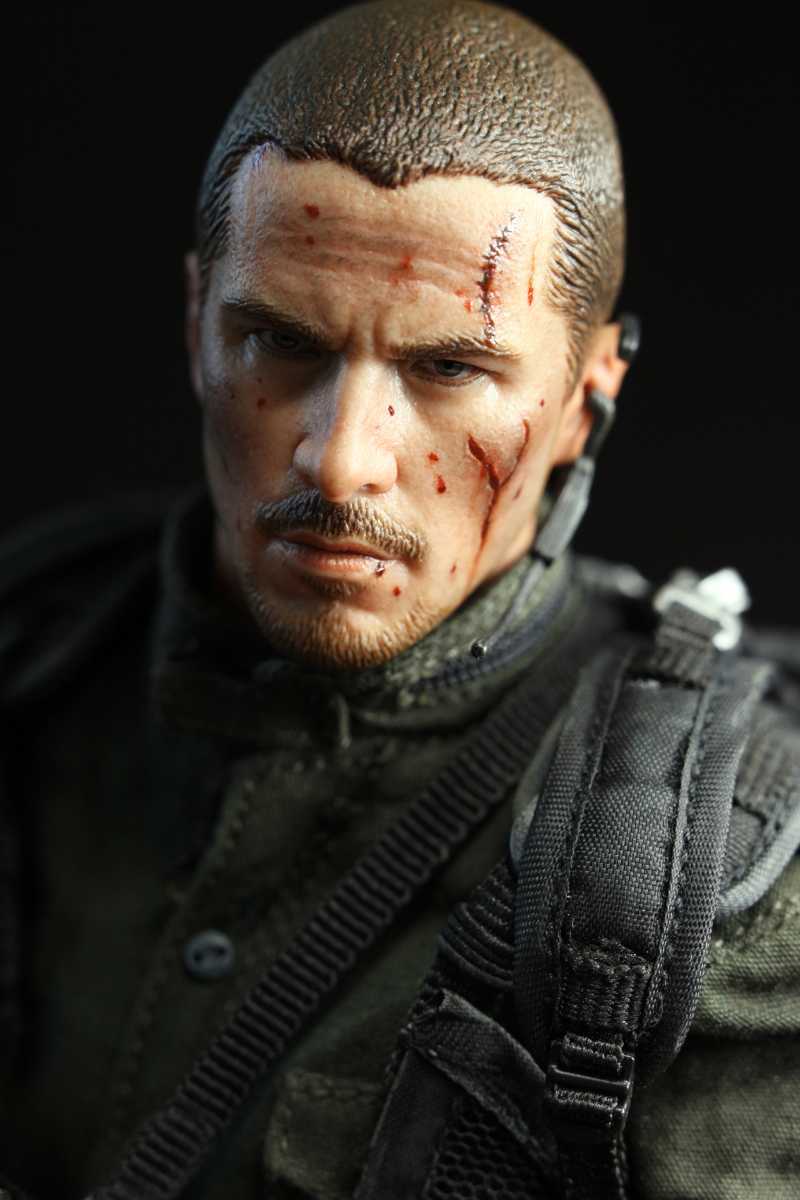 ホットトイズ 1/6 ジョン・コナー （ＶＳハイドロボット版） 【首ジョイント】 『ターミネーター4』 HOTTOYS 検索:T-800 T-1000 サラ_画像4