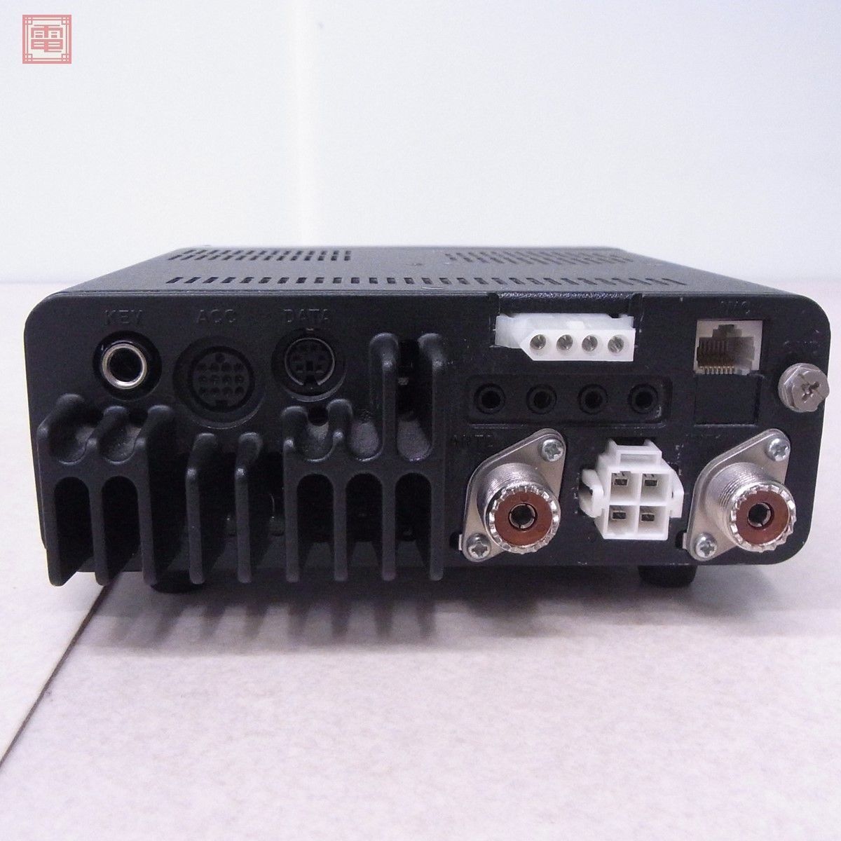 美品ICOM アイコムIC-7000 HF/50/144/430MHz 100W/50W/35W 【20-–日本