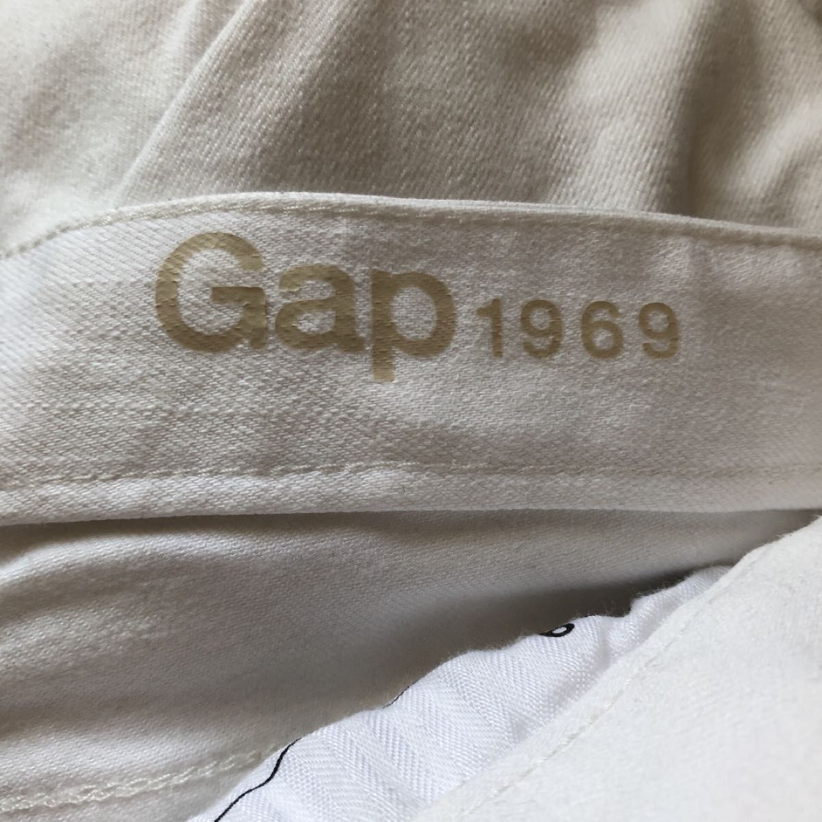 GAP デニム　パンツ　ズボン　カジュアル