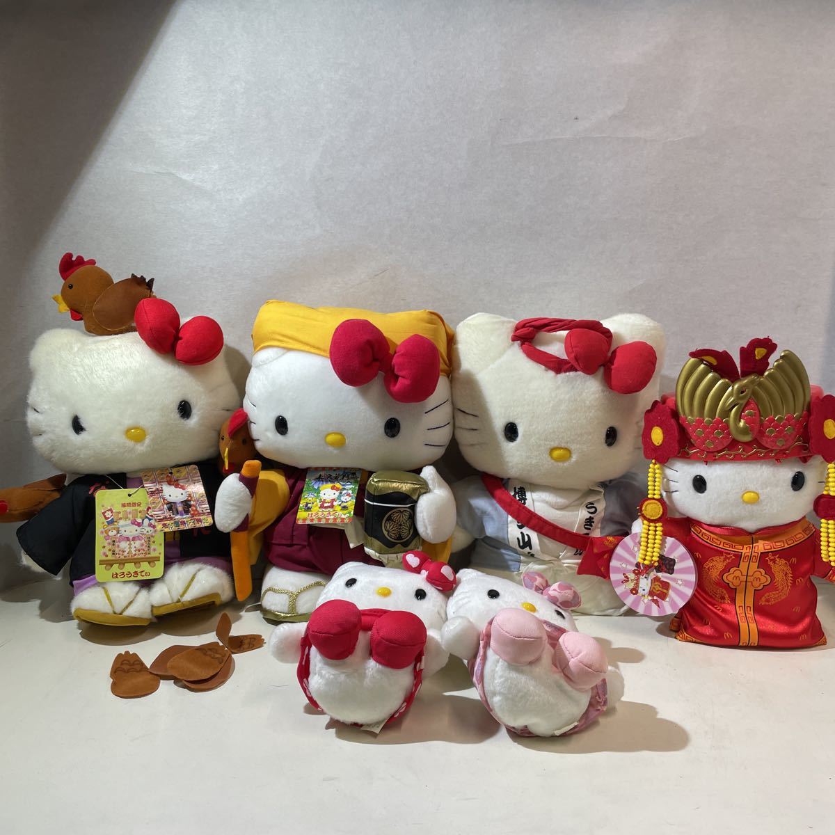 Yahoo!オークション - キティちゃん ハローキティ ぬいぐるみ Yahoo!オークション - キティちゃん ハローキティ ぬいぐるみ