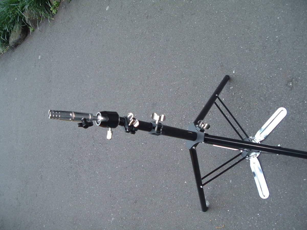 a-3-500 ① camera 3 legs Velbon Light 150.D camera 3 legs ①.② each . price tes.