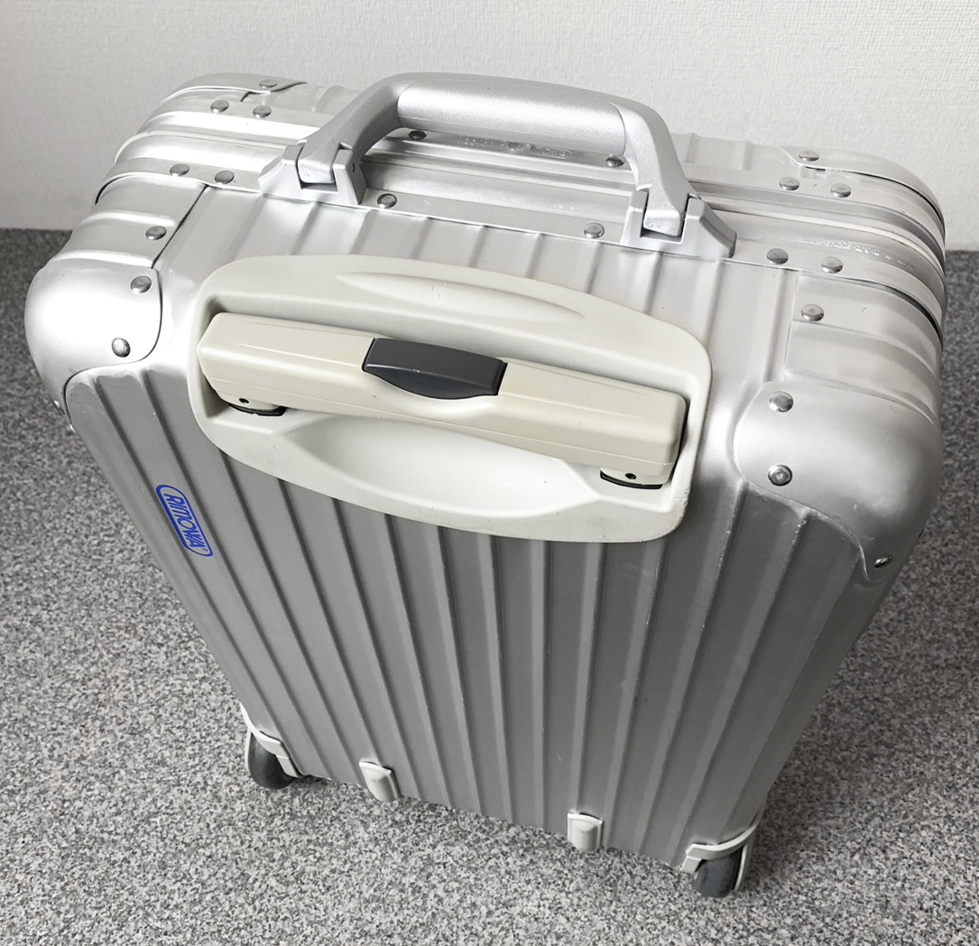 青ロゴ RIMOWA TOPAS リモワ トパーズ 2輪 32L スーツケース/クラシックフライト ステルス オリジナル チェックイン エッセンシャル  ライト