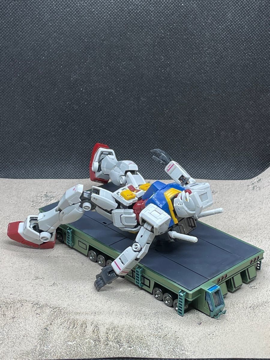 ガンダム大地に立つ RG RX-78-2 ガンダム&EX ガンダムトレーラー ガンダム大地に立つ RG RX-78-2 ガンダム&EX ガンダムトレーラー