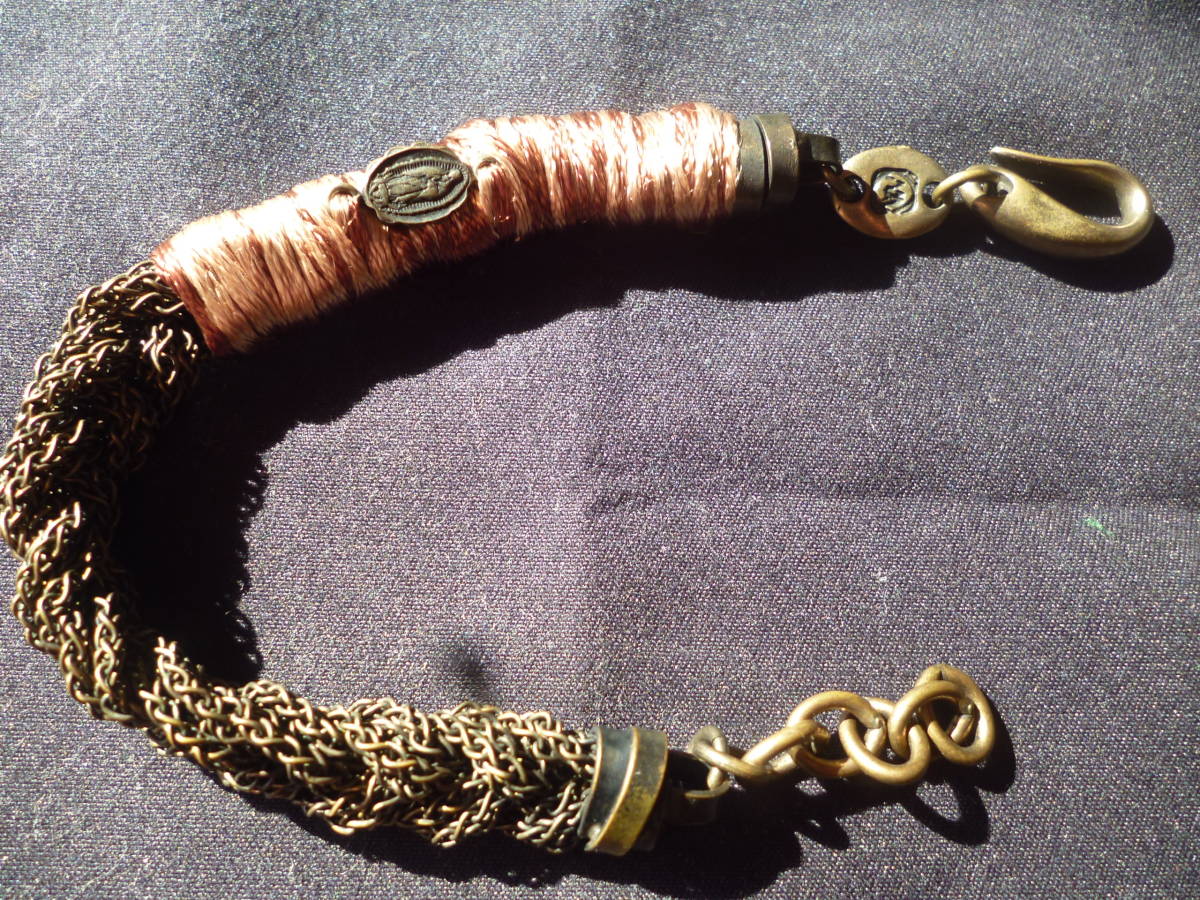 イタリア製　WHITE VALENTINE　ブレスレット [真鍮]アンティークな鎖編みと糸との融合 　ブラウンゴールド　聖母マリア様