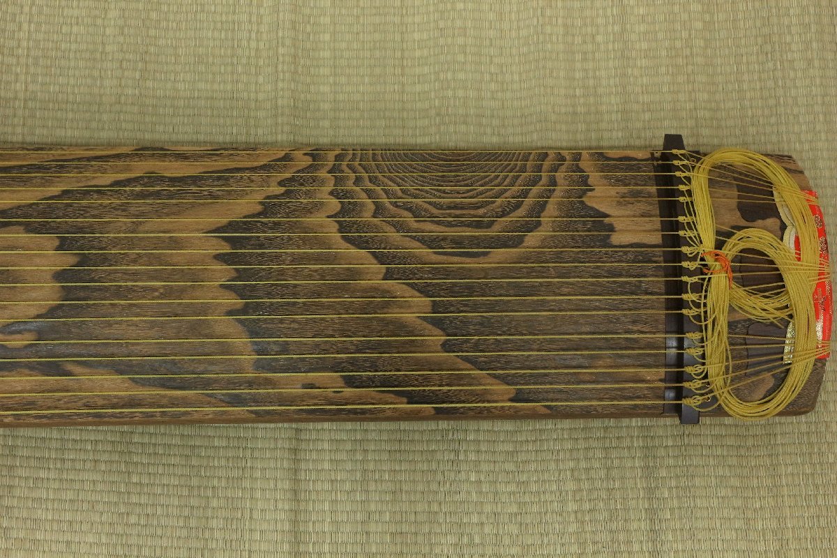  blinds sudare carving 17 string koto total length approximately 208. body . front sack soft case attaching traditional Japanese musical instrument stringed instruments 