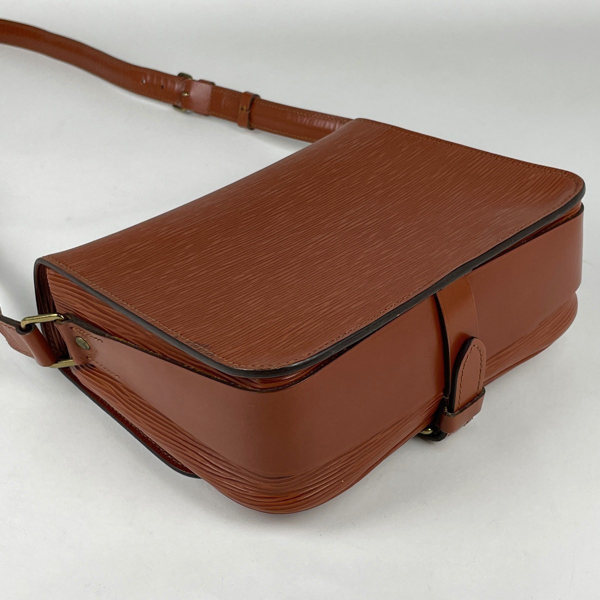 ルイ・ヴィトン Louis Vuitton ケニアブラウン M52243 レディース