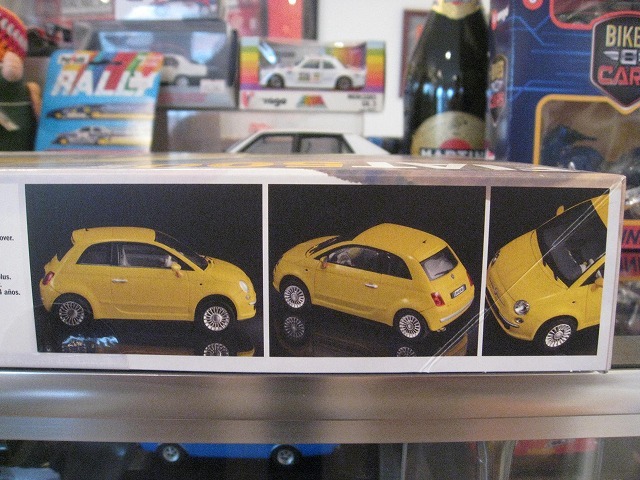 即決可★本国販売品イタレリ1/24☆FIAT500 2007 Newチンク プラモデル☆_画像2