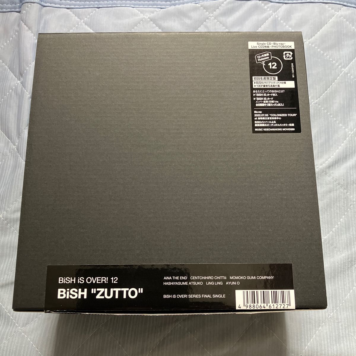 BiSH/ZUTTO 初回生産限定盤 (取) BiSH iS カード/100P写真集 3CD+Blu-ray