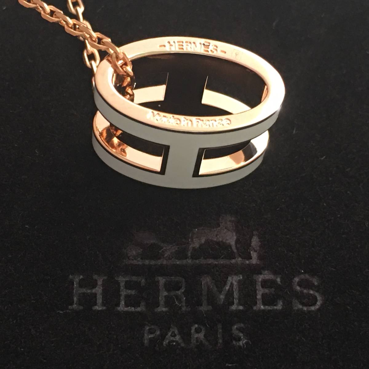 ヤフオク! - HERMES エルメス ポップアッシュ H ロゴ ネックレ...