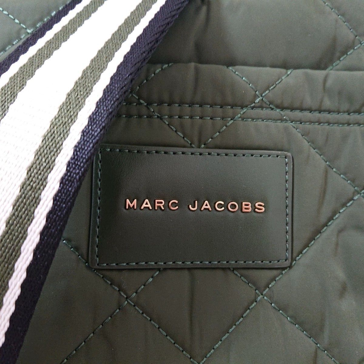 新品未使用タグ付き マークジェイコブスMARC JACOBSザスモール